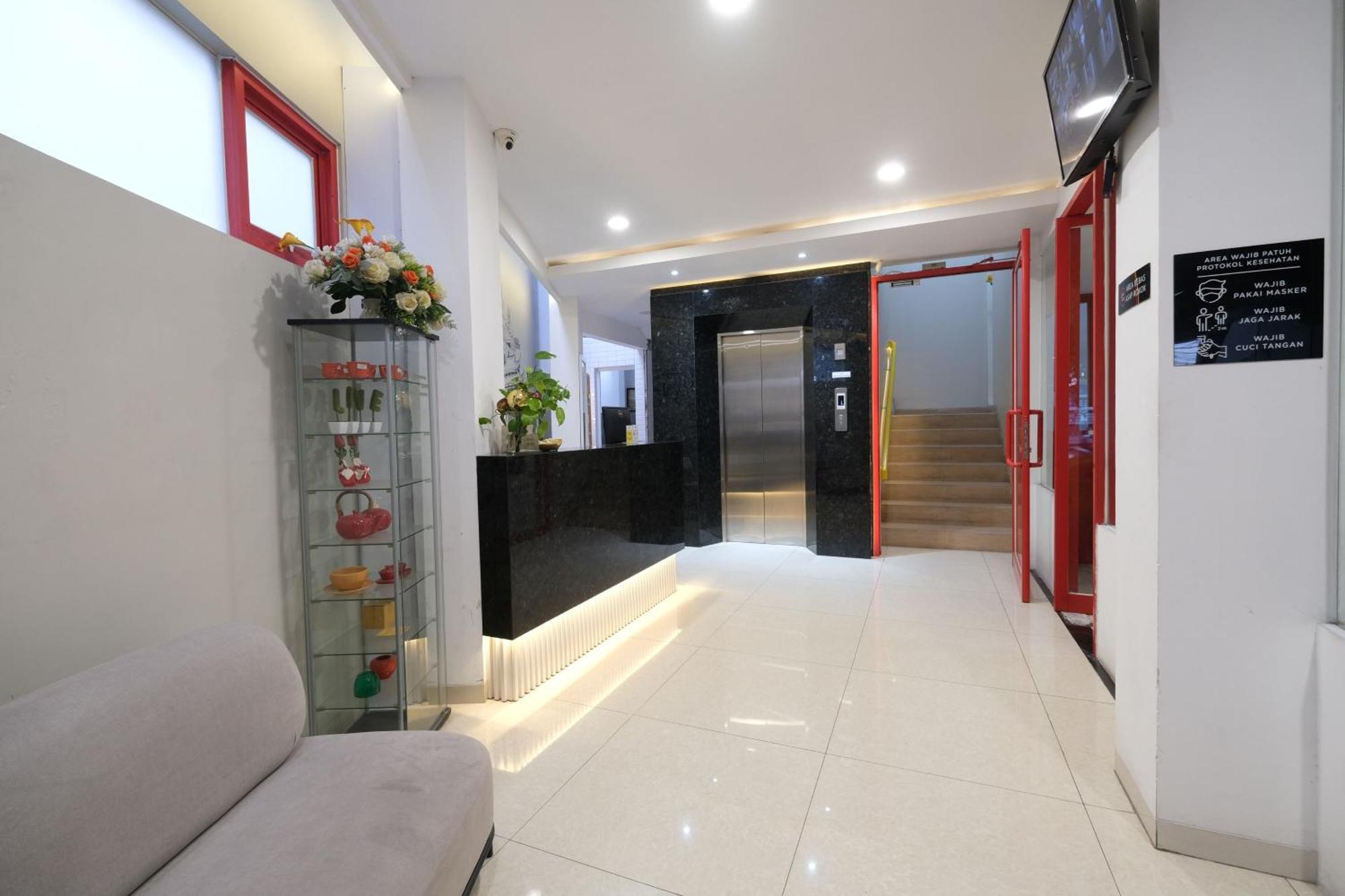 S101 Hotels Semarang Exterior foto